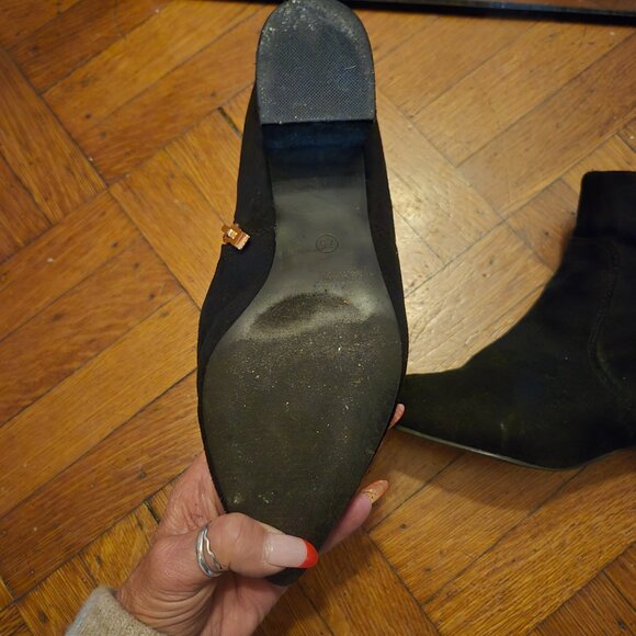 LuLus black suede booties 7.5 - Picture 4 of 6